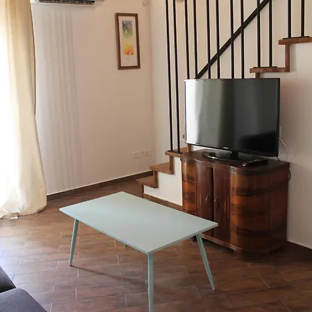 Mondello Apartment *