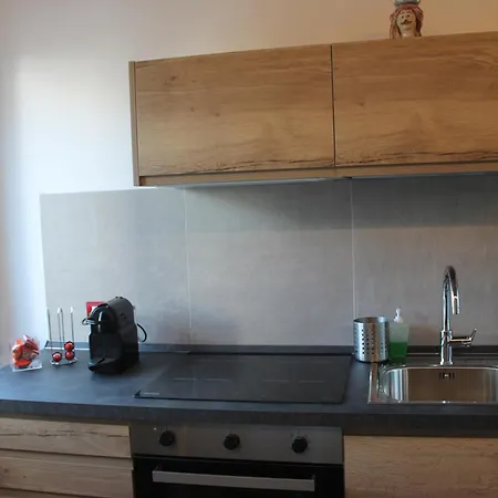 公寓 Mondello Apartment 蒙德罗